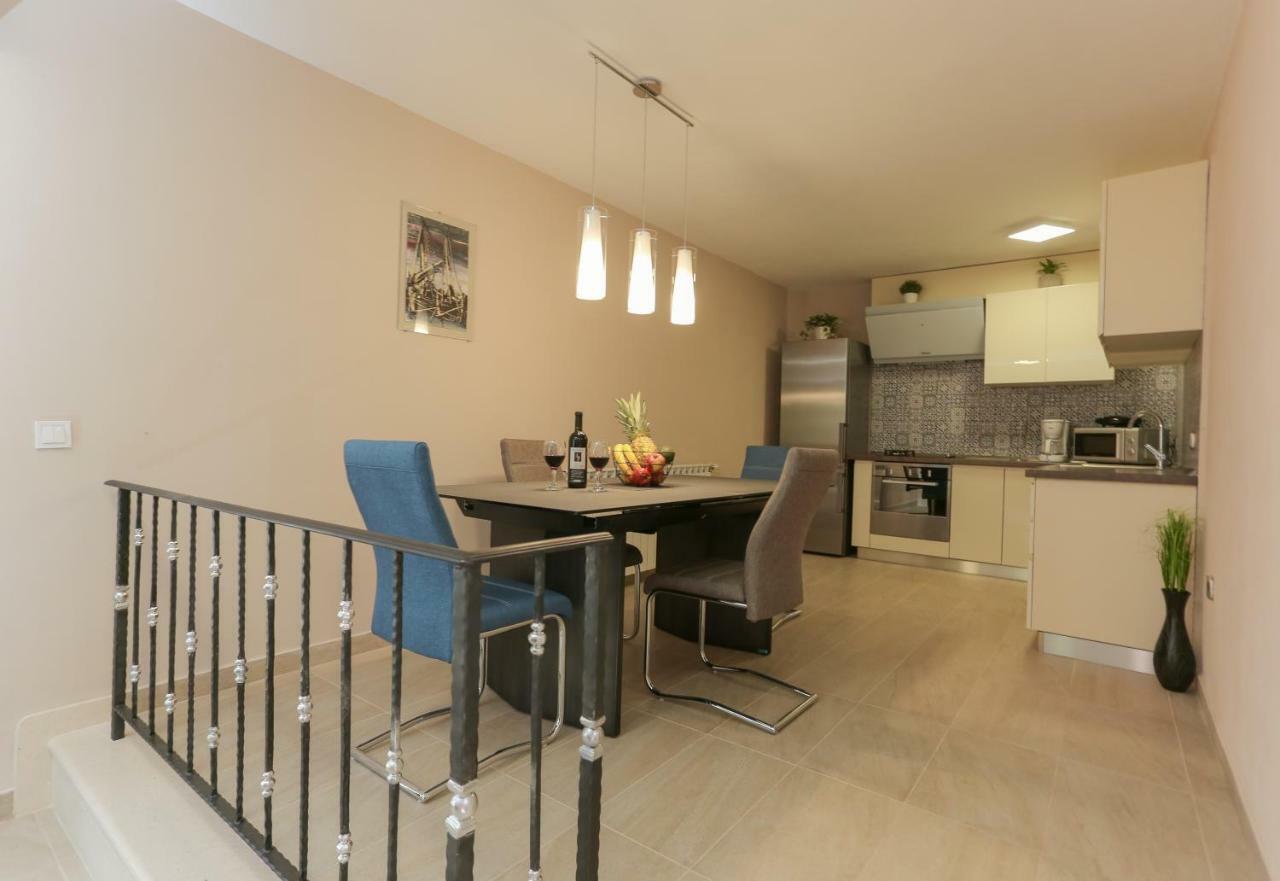 Keko Apartman Supetar Kültér fotó