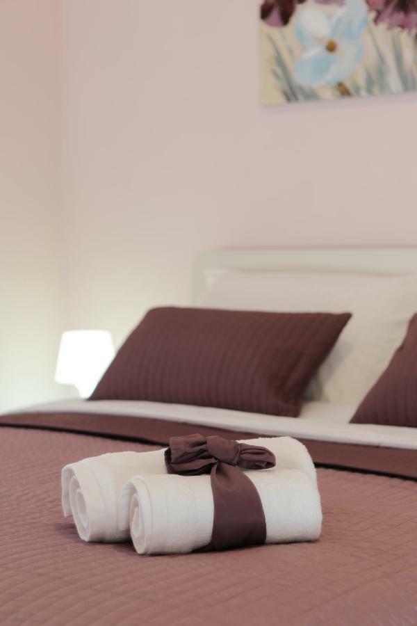 Keko Apartman Supetar Kültér fotó